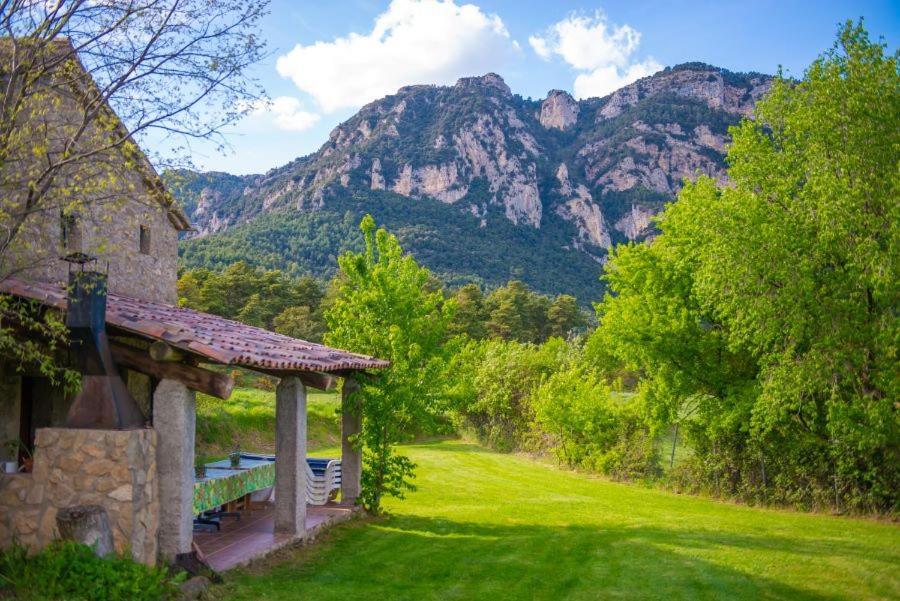 Complex Rural Can Caubet Берга Екстериор снимка