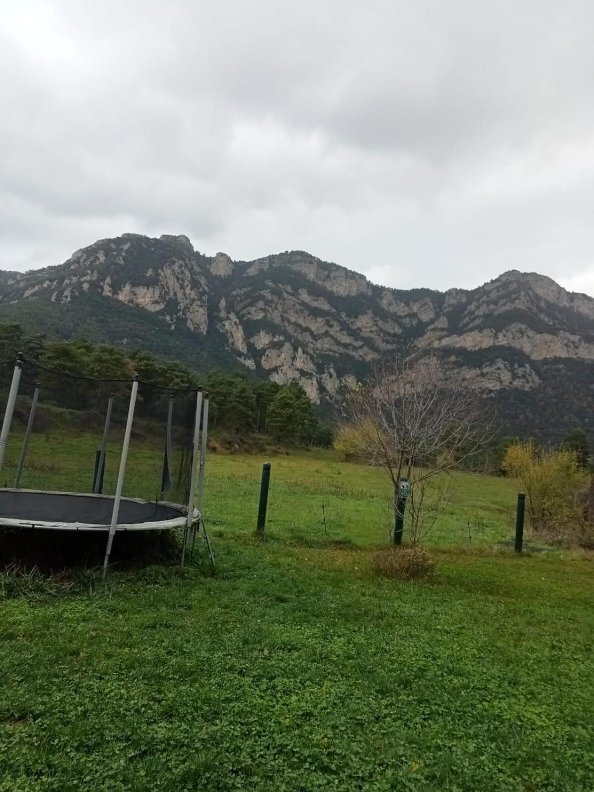 Complex Rural Can Caubet Берга Екстериор снимка